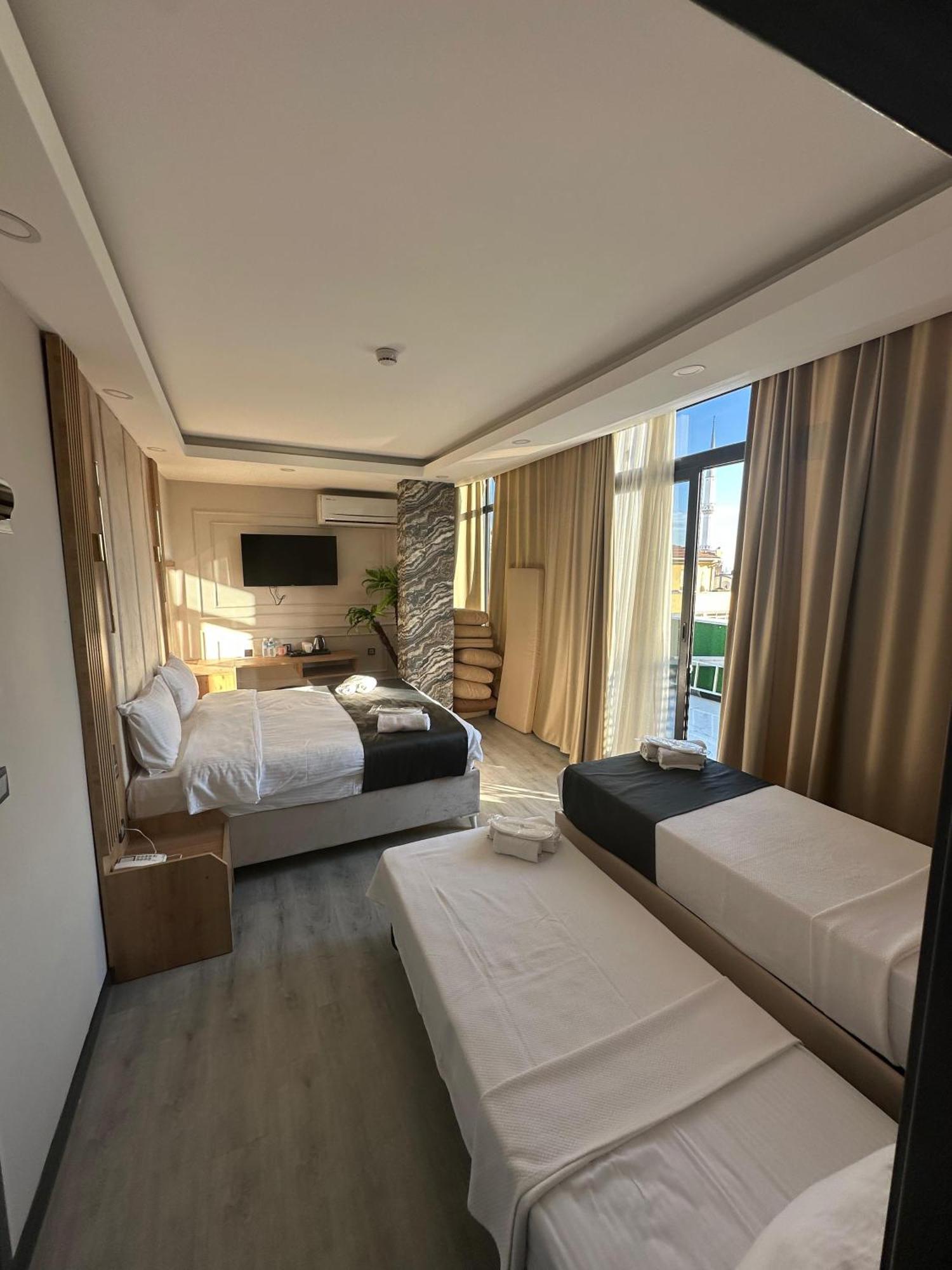 Grand Oezer Hotel Istanbul Exterior photo
